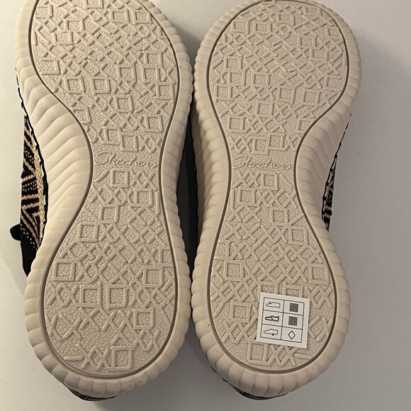 SKECHERS Wilshire Blvd Bellevue Sneakers Black STRETCHFIT MEMORY FOAM Womens 8.5 - Picture 10 of 10